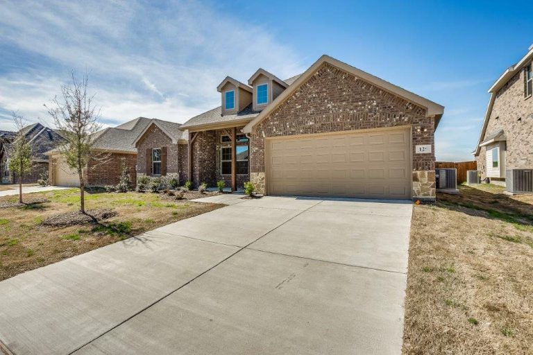 Altura Homes Eagle Ridge subdivision  Forney TX 75126