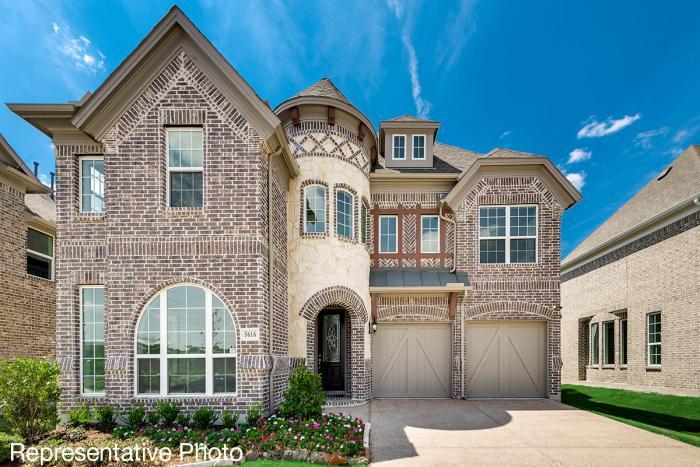 Grand Homes Grand Braniff Park subdivision 2326 Perdue Ave Irving TX 75062