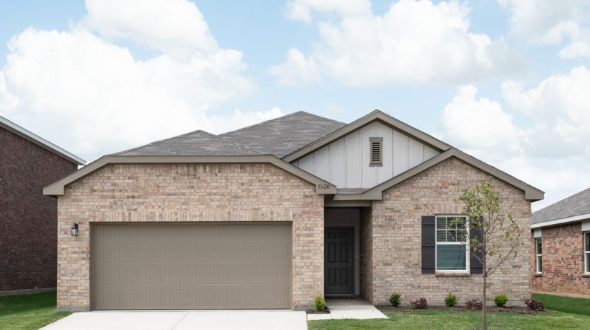 Starlight Homes Villages at Edgecliff subdivision 1 Glen Crossings Road Fort Worth TX 76134
