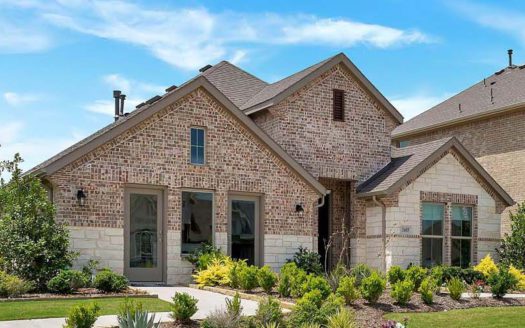 UnionMain Homes Woodland Creek subdivision 3405 Woodland Dr. Royse City TX 75189