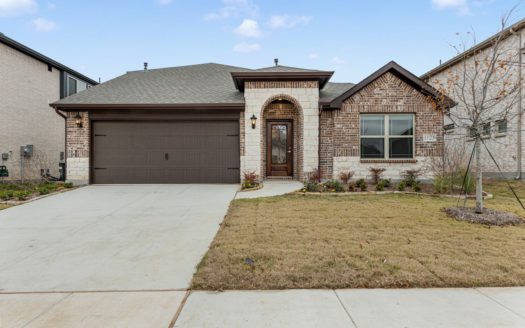 Bloomfield Homes ArrowBrooke subdivision 1123 Saddle Ridge Drive Aubrey TX 76227