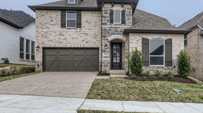 American Legend Homes Castle Hills Northpointe - 50s subdivision 4932 Cavall Drive The Colony TX 75056
